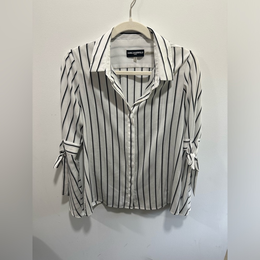 Karl Lagerfield Top